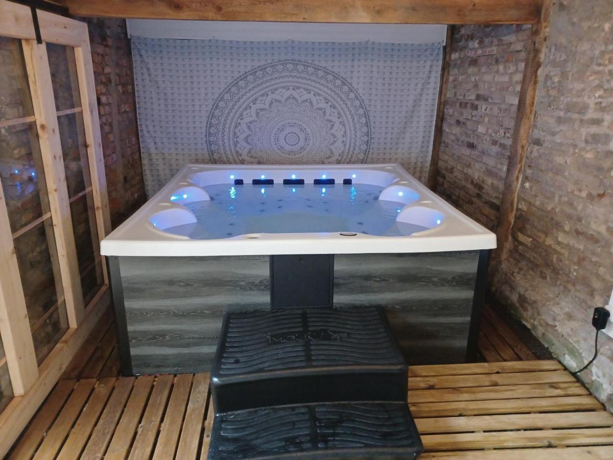 Le Refuge De Normandie Avec Spa Et Cheminee Mesnieres-en-Bray Екстериор снимка